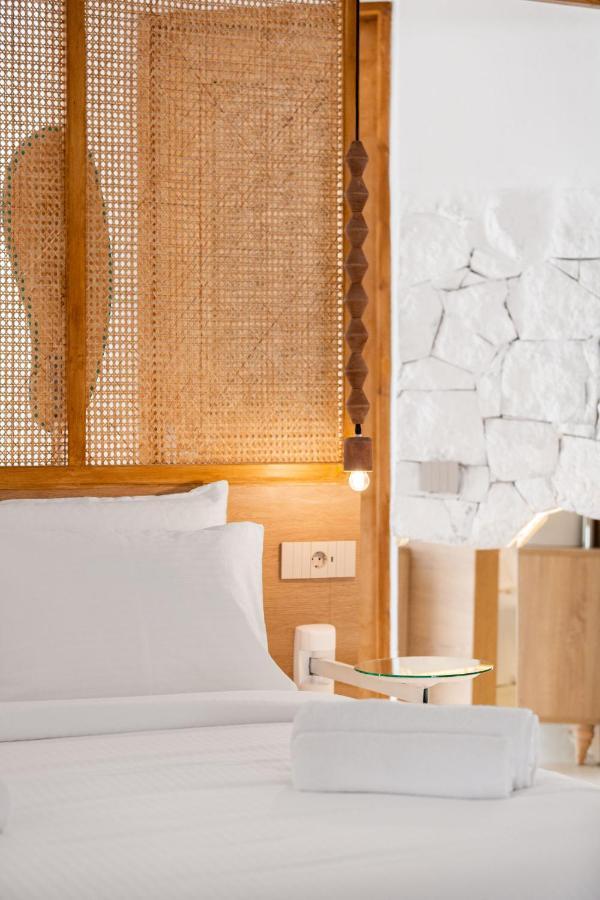 Faos Exclusive Suites Ornos  Exteriör bild