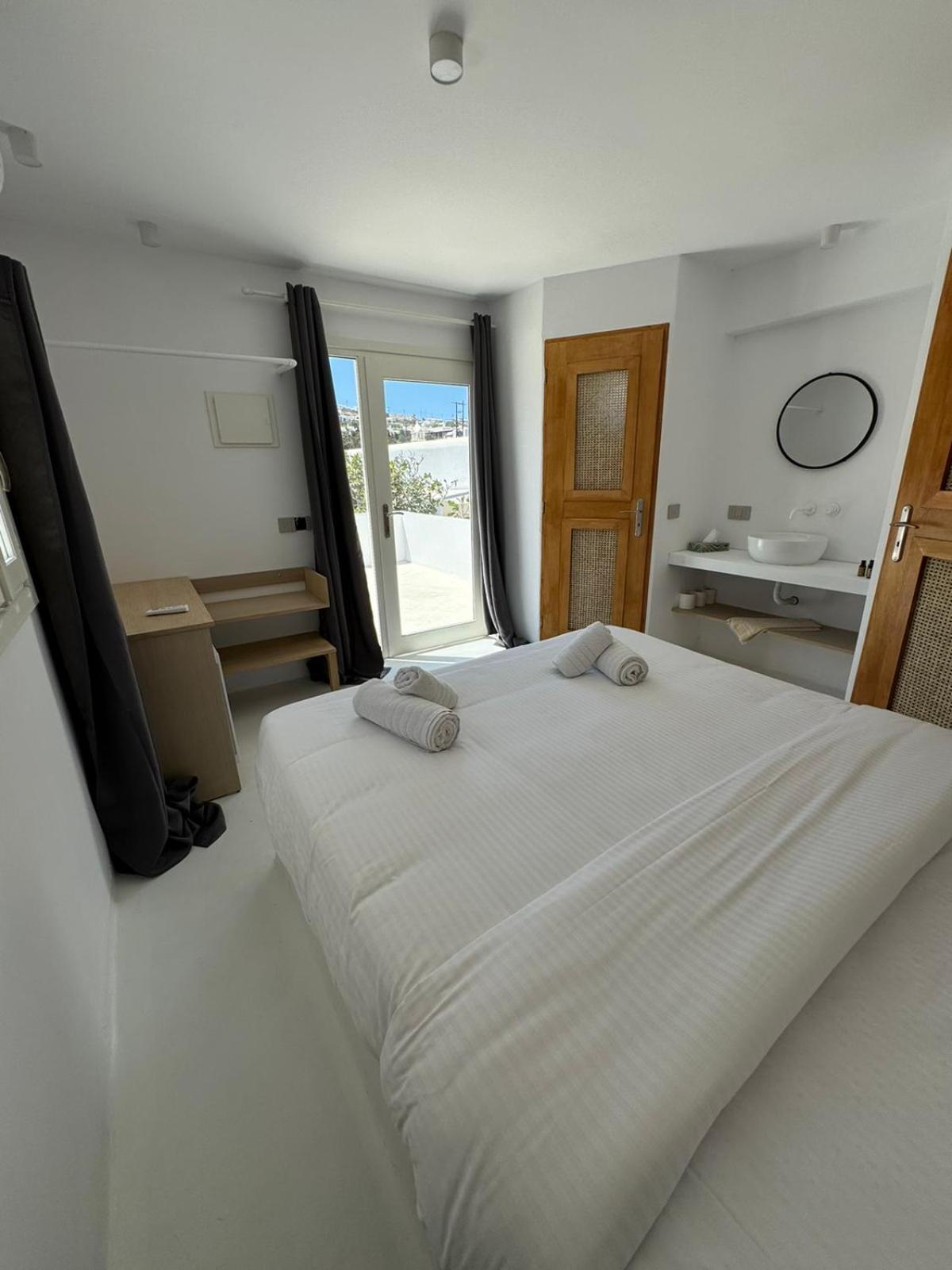 Faos Exclusive Suites Ornos  Exteriör bild
